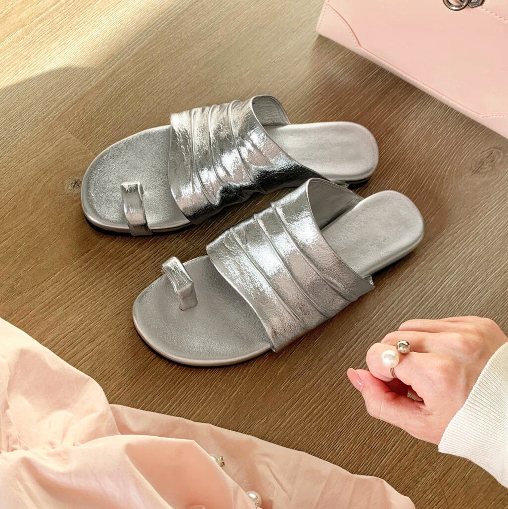 Fashionable women's flat slippers for outerwear, American versatile commuting set, toe sandals